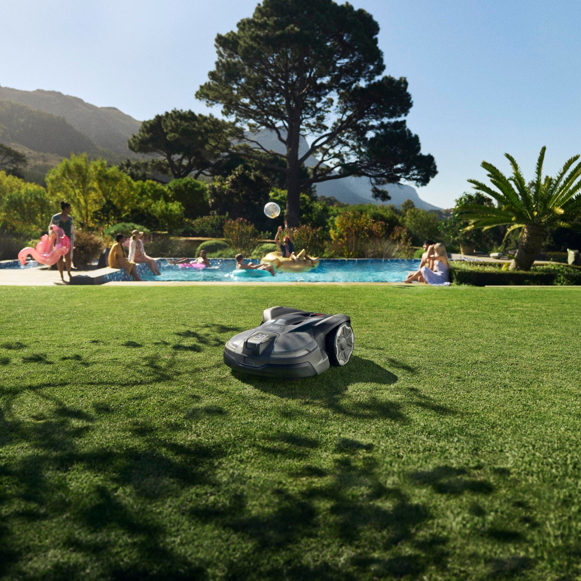 Wire-Free Robotic Mowers