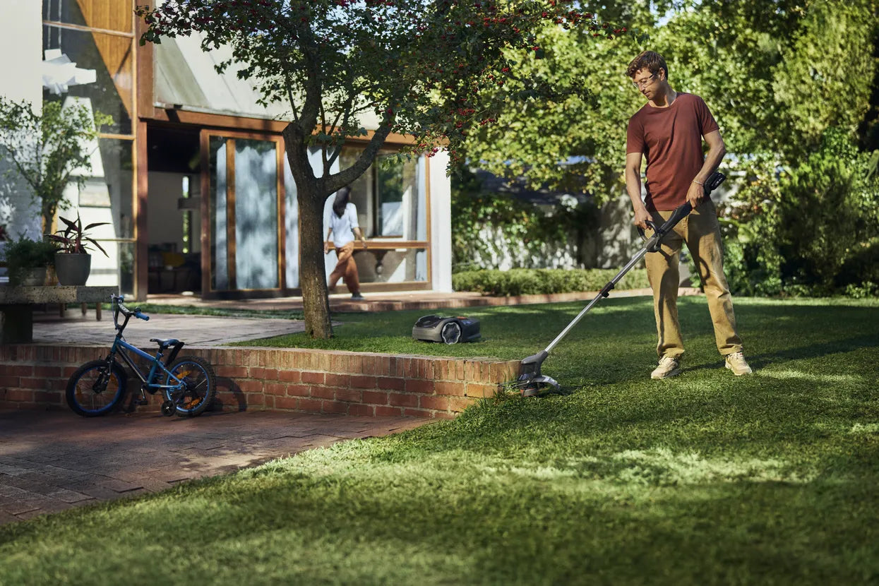 Husqvarna Aspire™ Trimmer 18V
