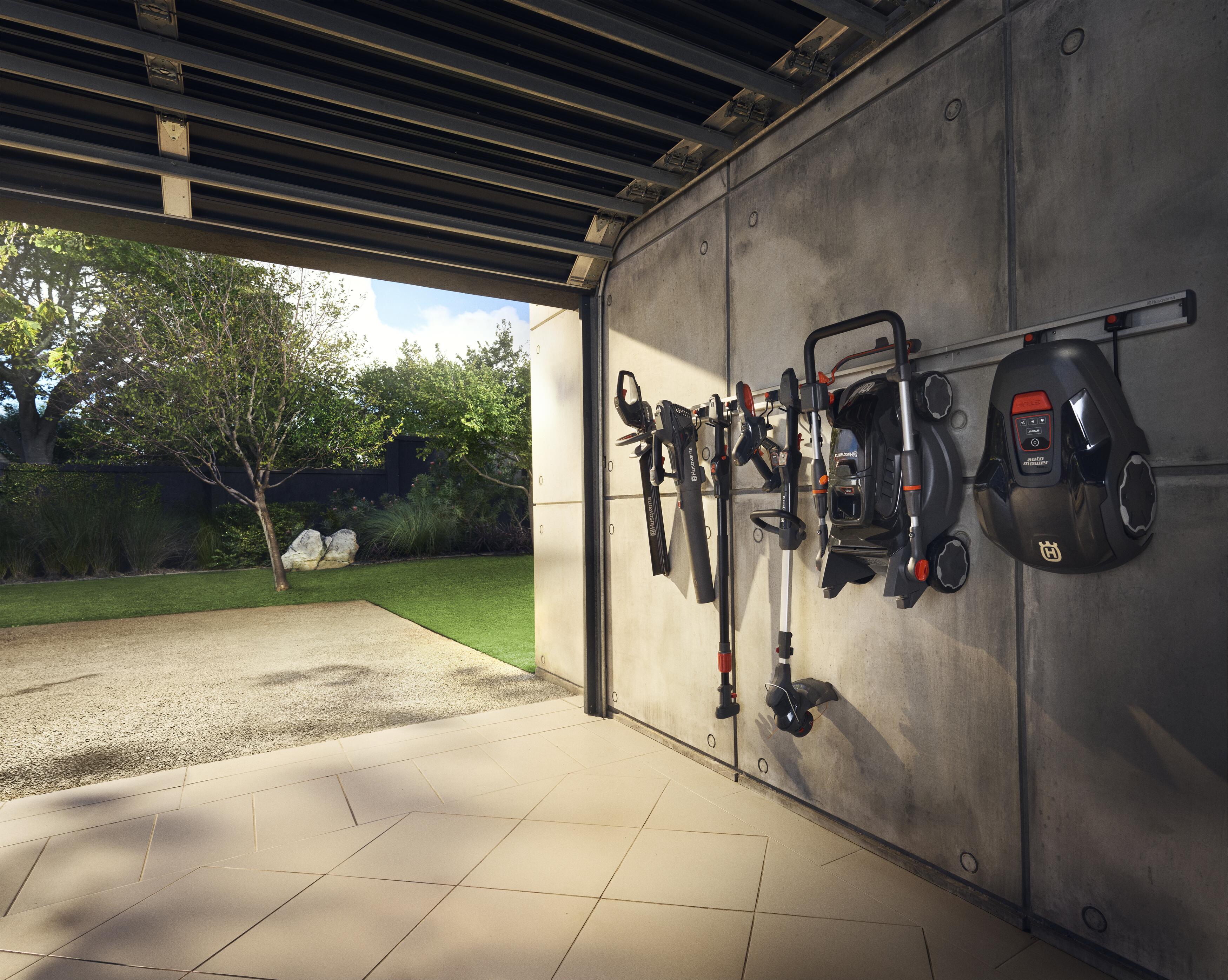 Husqvarna Automower® Aspire™ R4
