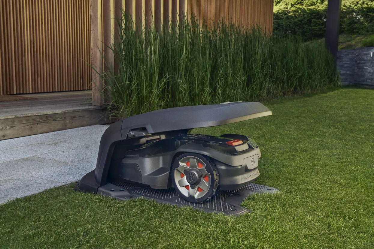 MowBot | Leaders in Robotic Mowing | Husqvarna Automower House