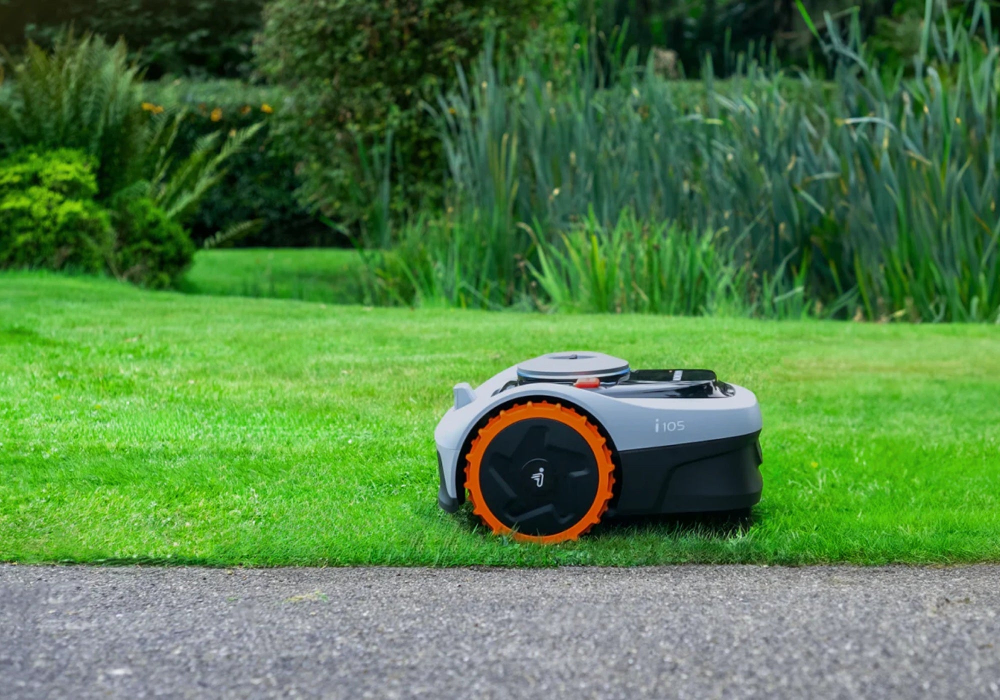 Segway Navimow i105A Robotic Mower