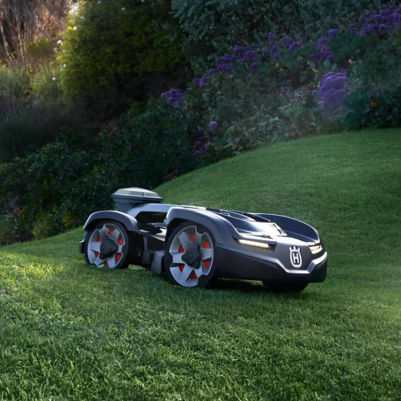 Husqvarna Automower® 435 iQ AWD